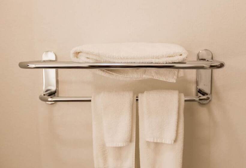 בית מלון כפרי Holiday Inn Express & Suites Guthrie By Ihg