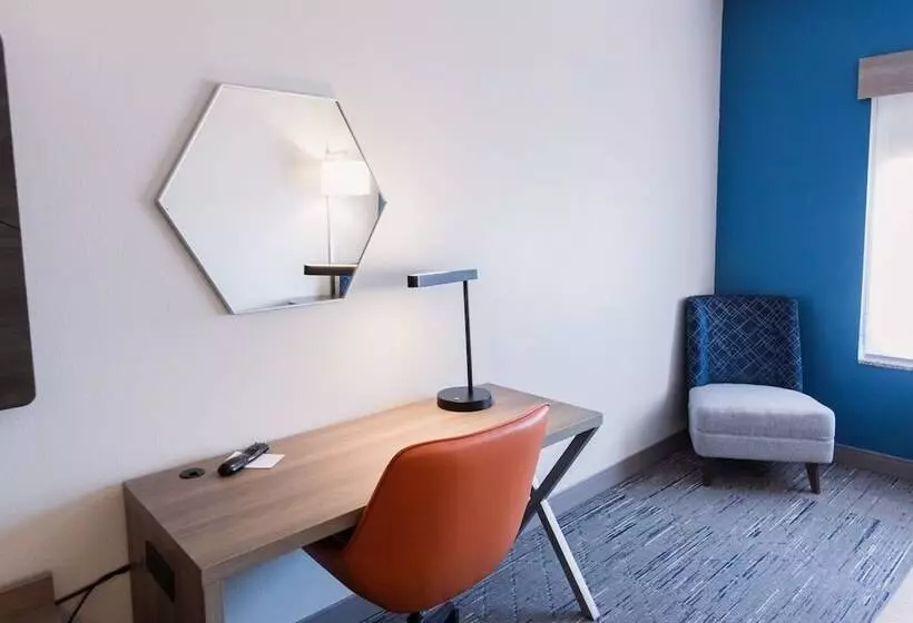 호텔 Holiday Inn Express & Suites Guthrie By Ihg