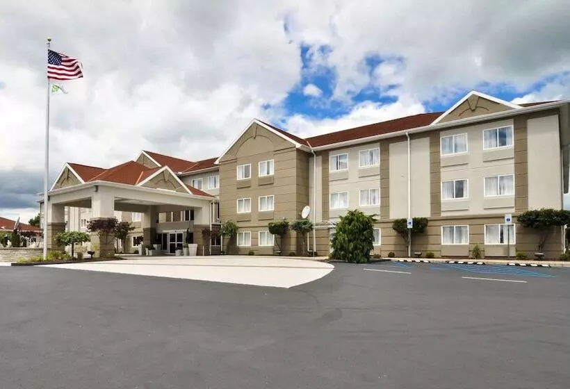 Holiday Inn Express Hotel & Suites Port Clinton Catawba Island, An Ihg