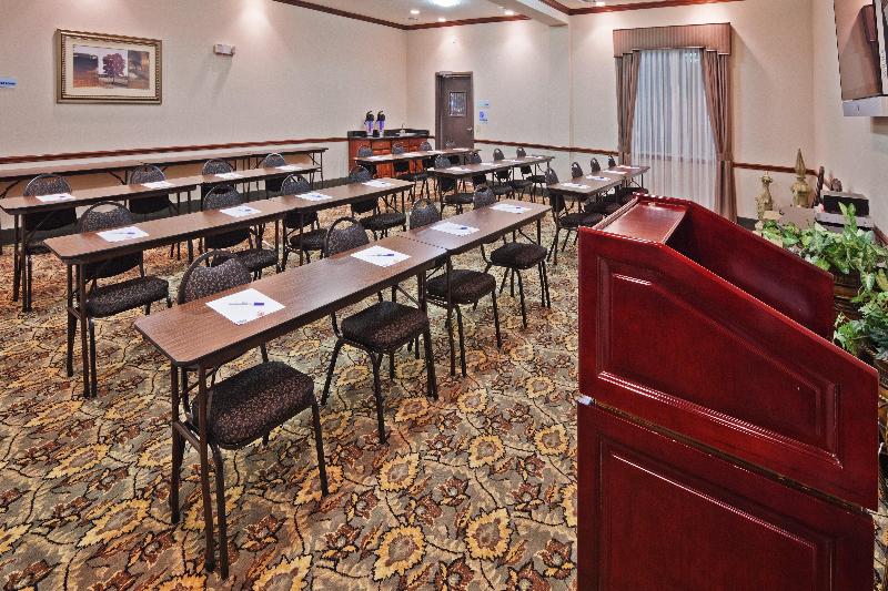 Holiday Inn Express Hotel & Suites Woodward Hwy 270, An Ihg