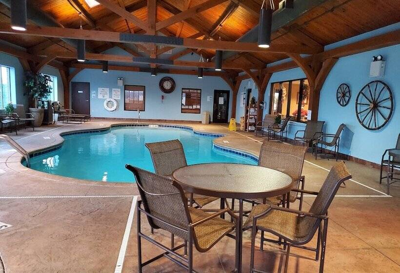 Отель Holiday Inn Express & Suites Donegal, An Ihg