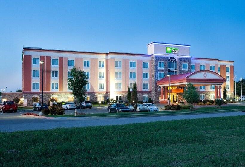 فندق Holiday Inn Express Tulsa South Bixby, An Ihg