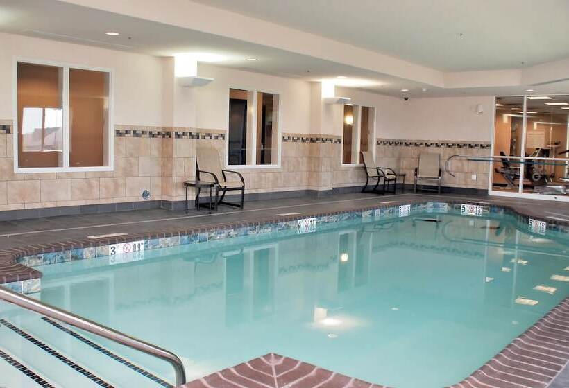 فندق Holiday Inn Express Tulsa South Bixby, An Ihg