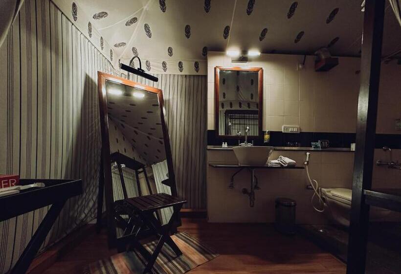 هتل Olde Bangalore Resort And Wellness Center