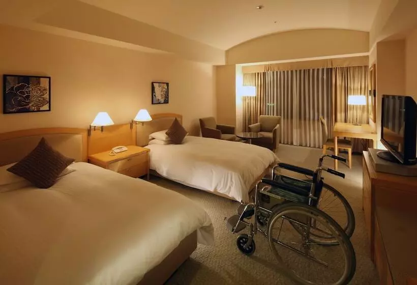 Royal Pines Hotel Urawa