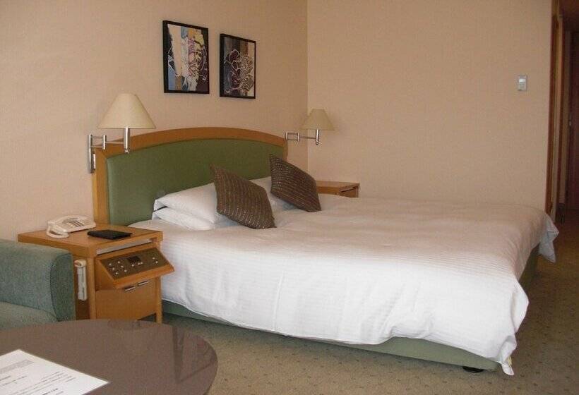 Royal Pines Hotel Urawa