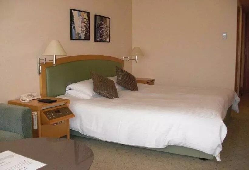 Royal Pines Hotel Urawa