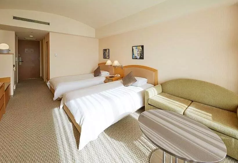 Royal Pines Hotel Urawa