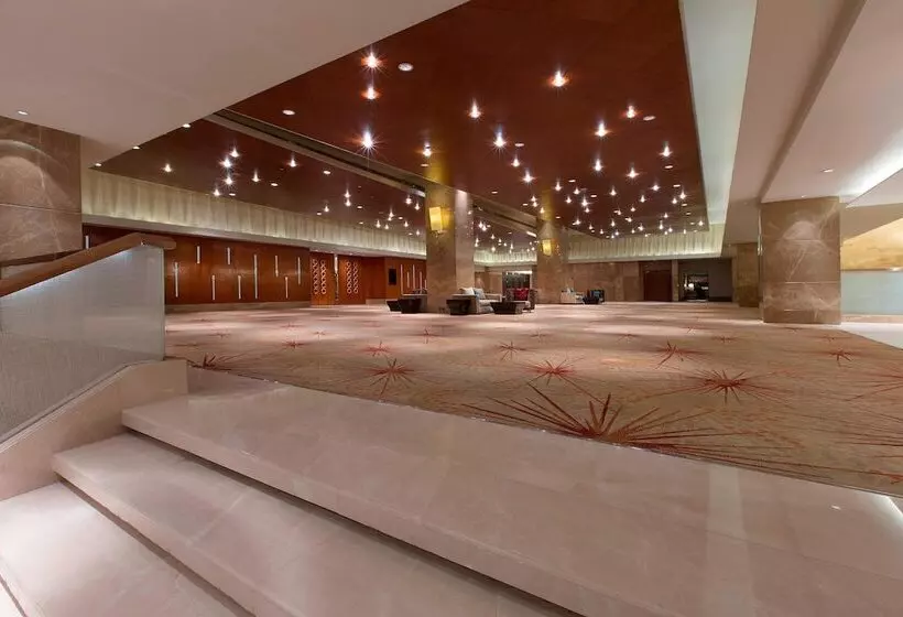 Sheraton Grand Bangalore Hotel At Brigade Gateway