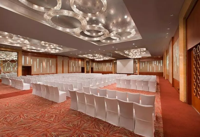 Sheraton Grand Bangalore Hotel At Brigade Gateway