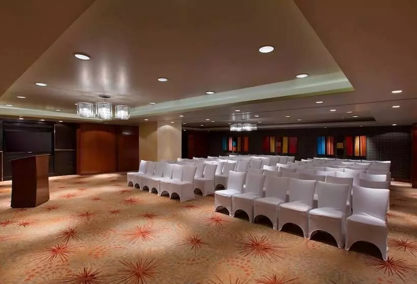 Sheraton Grand Bangalore Hotel At Brigade Gateway