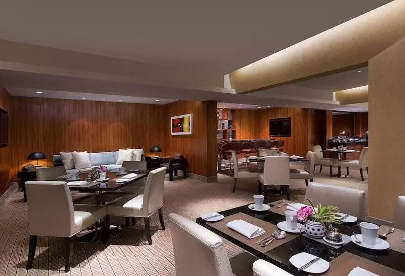 Sheraton Grand Bangalore Hotel At Brigade Gateway