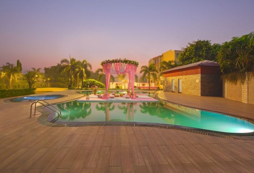 Lemon Tree Hotel Baddi