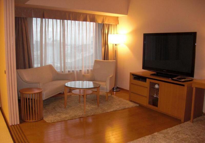 Royal Pines Hotel Urawa