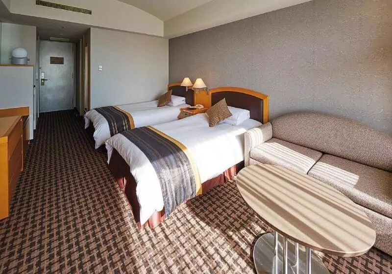 Royal Pines Hotel Urawa