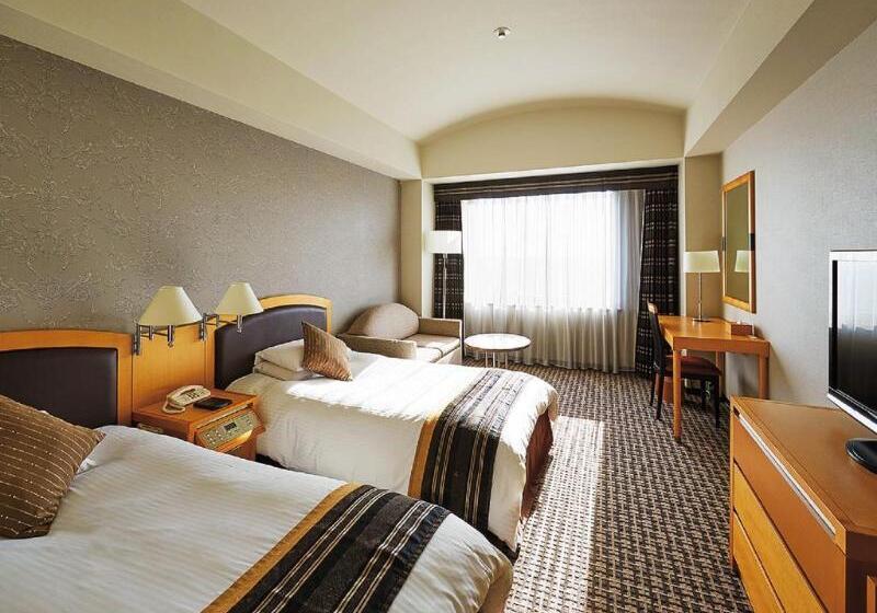 Royal Pines Hotel Urawa