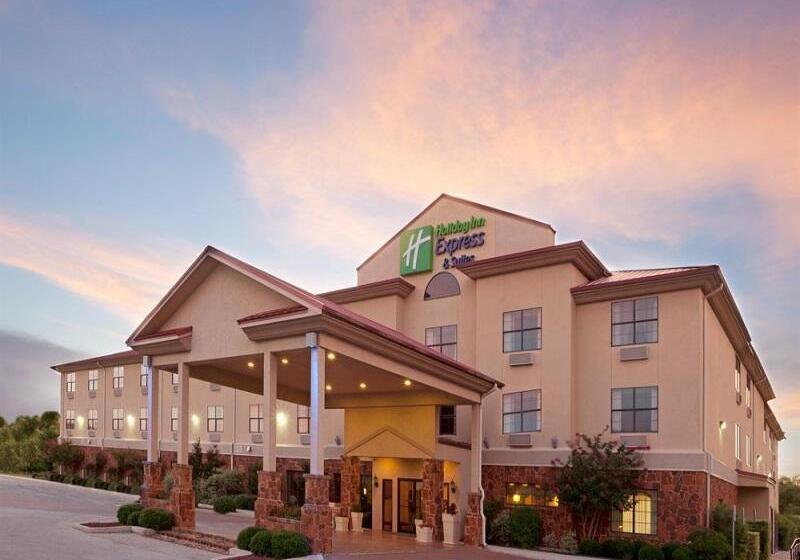 Holiday Inn Express Hotel & Suites Kerrville By Ihg