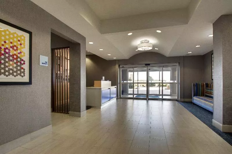 Holiday Inn Express Hotel & Suites Vernon College Area By Ihg