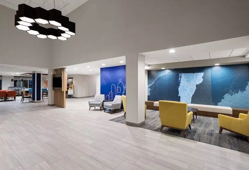 Holiday Inn Express Hotel & Suites Brattleboro, An Ihg