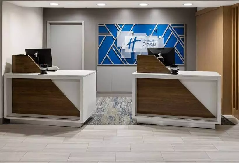 Holiday Inn Express Hotel & Suites Brattleboro, An Ihg