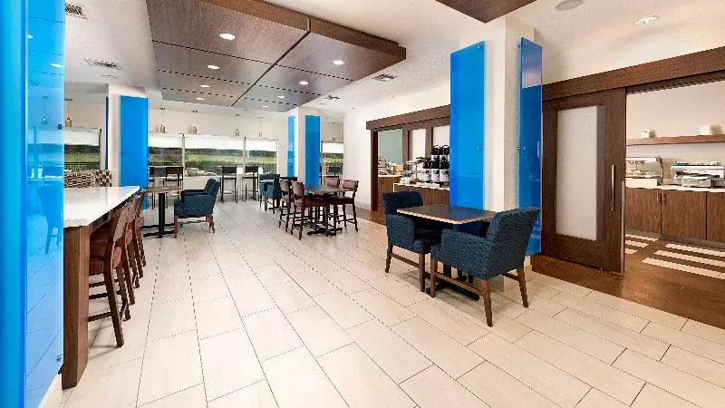 Holiday Inn Express Hotel And Suites Conroe, An Ihg