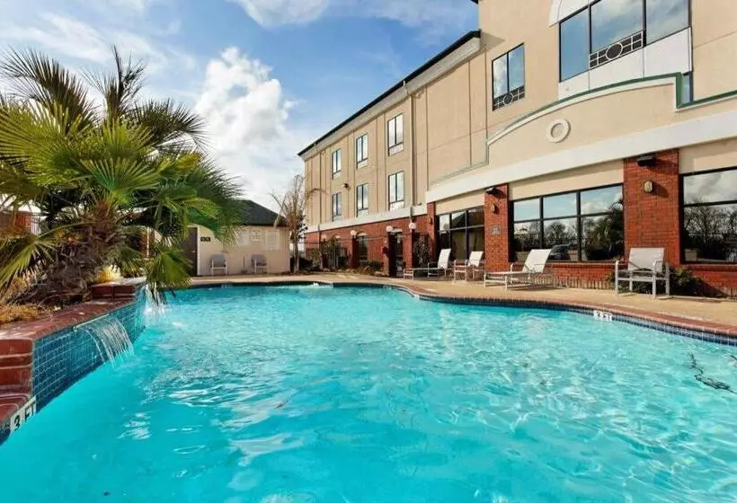 فندق Holiday Inn Express Crockett By Ihg