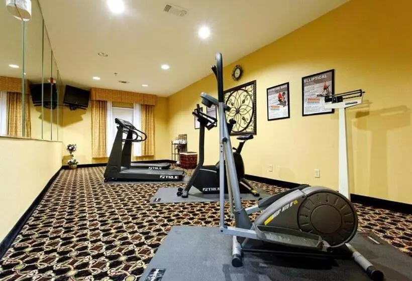 فندق Holiday Inn Express Crockett By Ihg