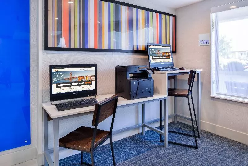 Hotel Holiday Inn Express & Suites Selma, An Ihg