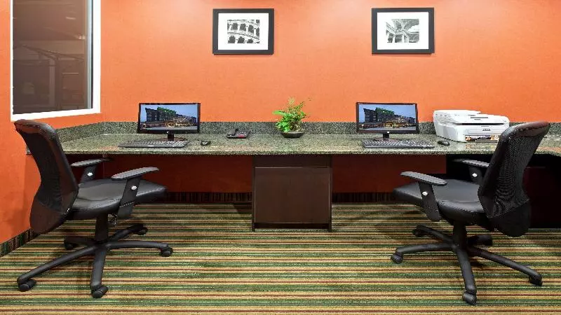 فندق Holiday Inn Garland, An Ihg