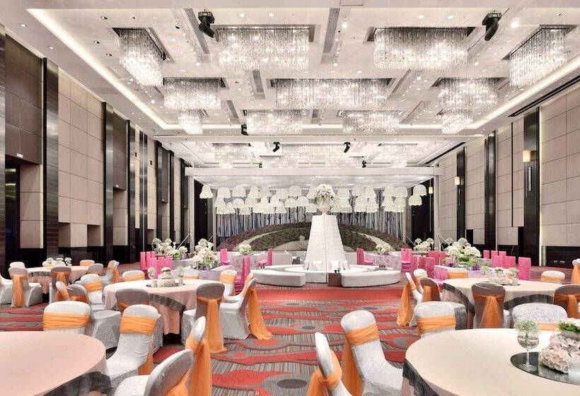 هتل Jw Marriott  Pune