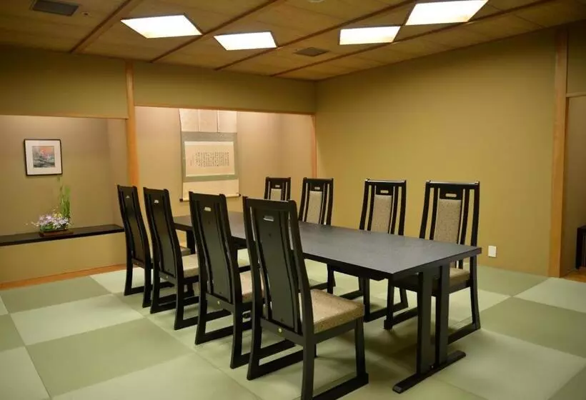 هتل Meitetsu Komaki