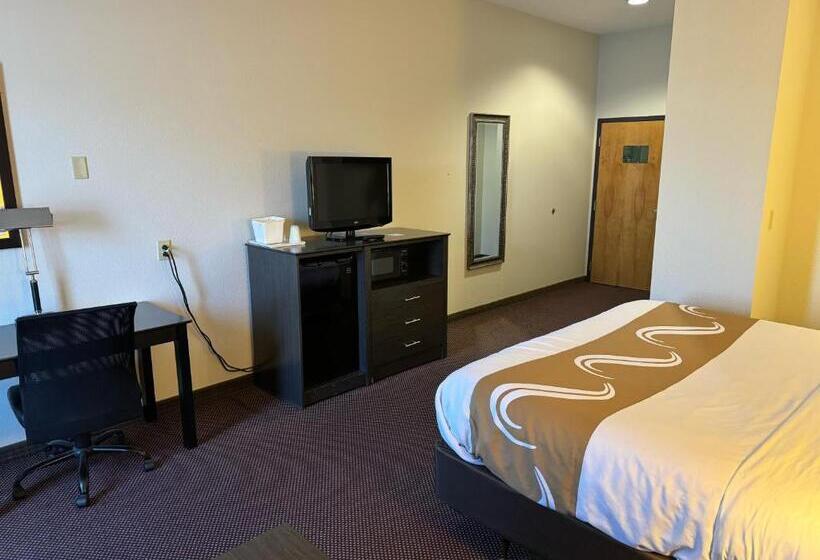 فندق Quality Inn &  Suites