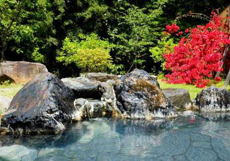 בית מלון כפרי Shirahama Seaside