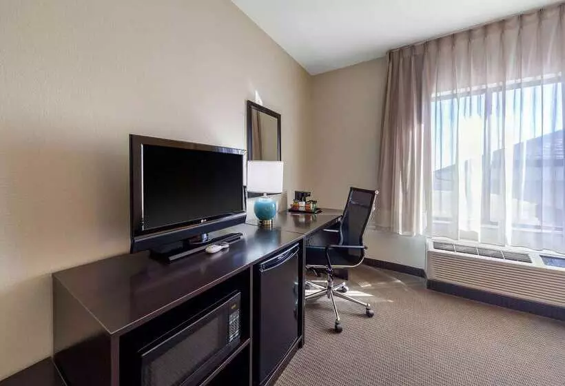 Отель Sleep Inn & Suites Norman Near University