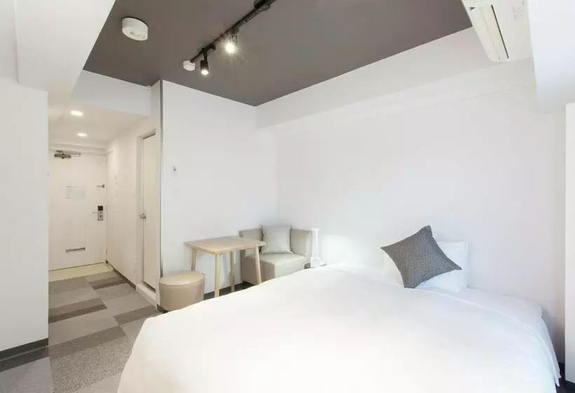 Отель Tokyu Stay Meguroyutenji