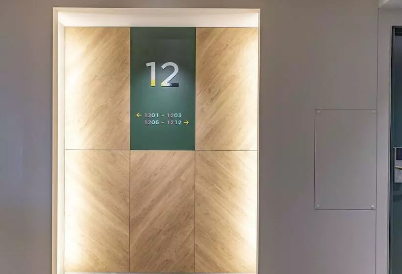 Отель Tokyu Stay Shibuya Shin Minami Guchi