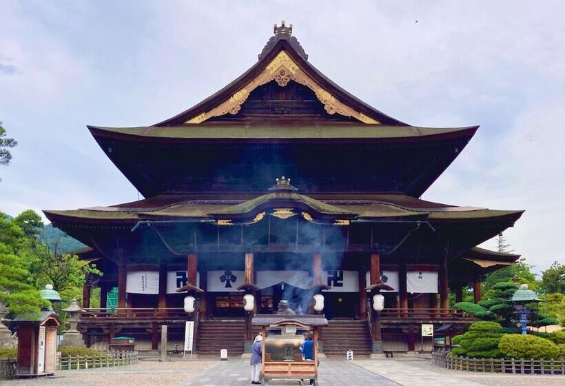 Hotel Toyoko Inn Nagano-eki Zenkoji-guchi