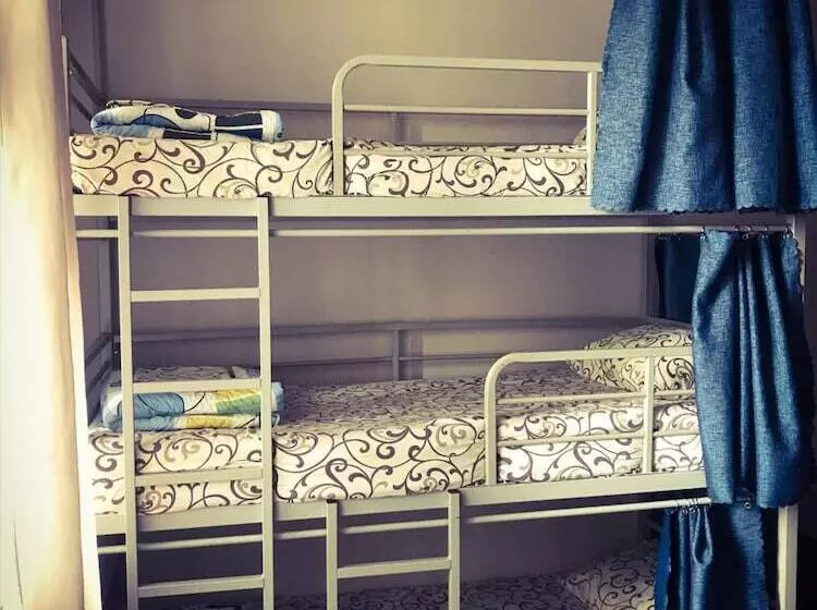 R Hostel