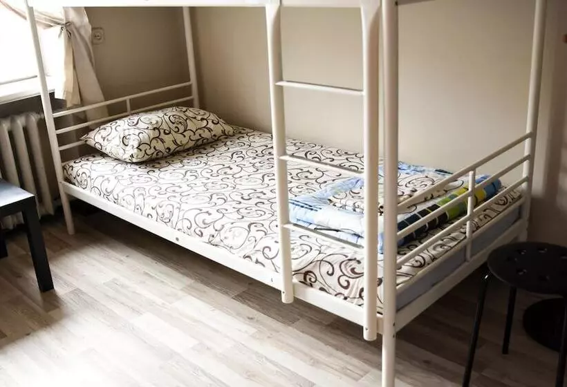 R Hostel