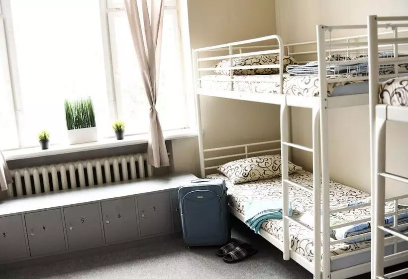 R Hostel