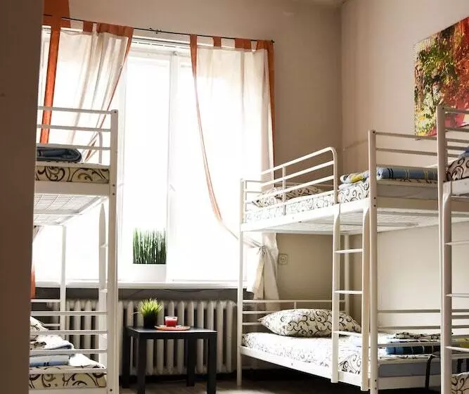 R Hostel