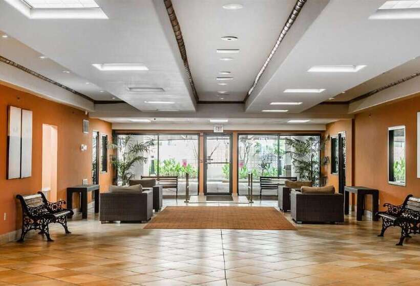 Sunchase Inn & Suites