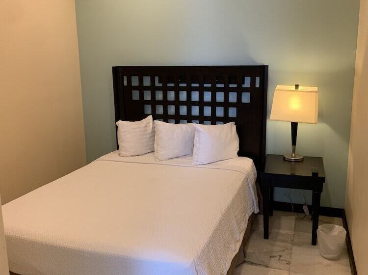 Sunchase Inn & Suites