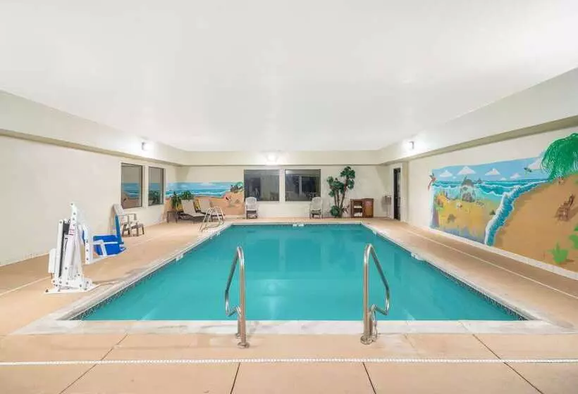 ホテル Baymont By Wyndham Albany