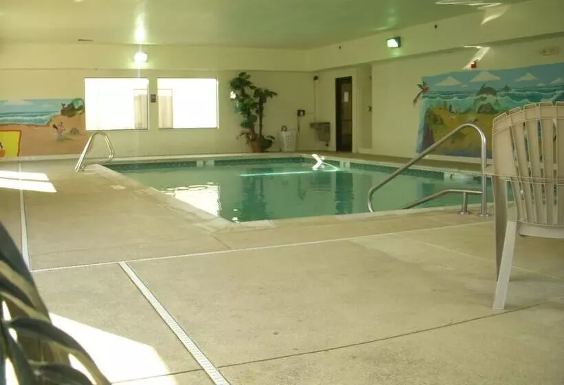 ホテル Baymont By Wyndham Albany