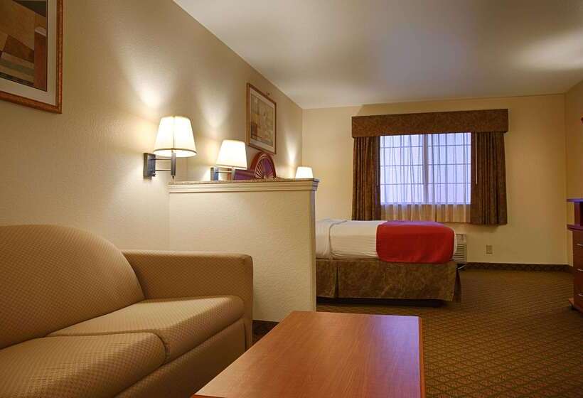 فندق Best Western Inn & Suites   Henrietta