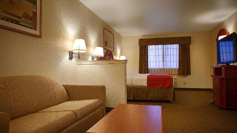 فندق Best Western Inn & Suites   Henrietta