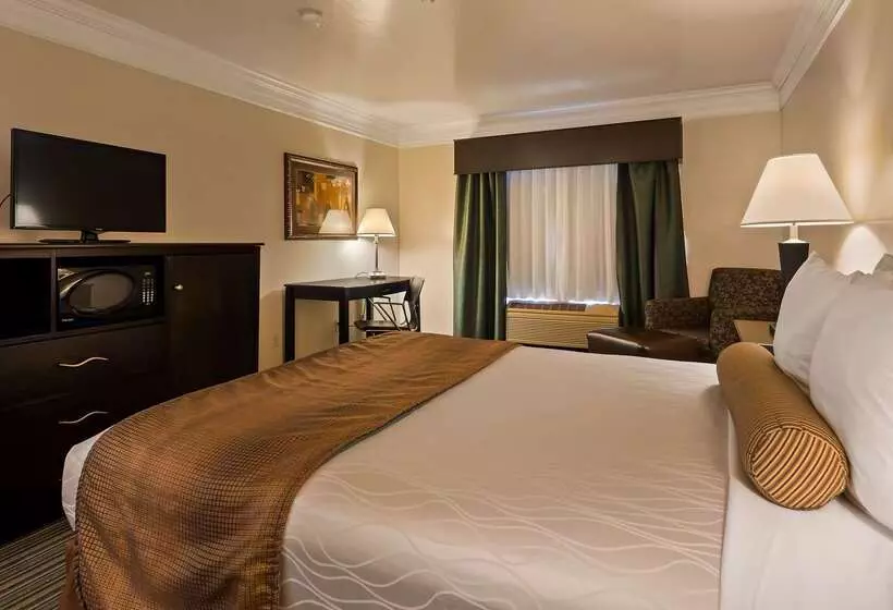 호텔 Best Western Liberty Inn