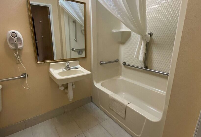 فندق Best Western Manhattan Inn