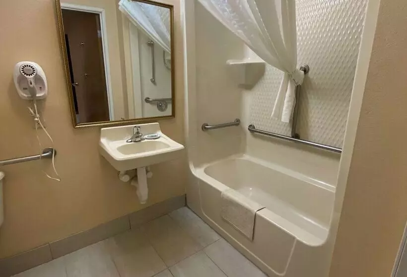 هتل Best Western Manhattan Inn